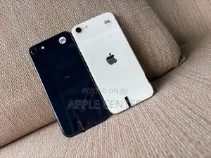Apple iPhone SE 3 (Used)