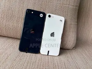 Apple iPhone SE 3 (Used)