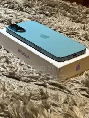 Apple iPhone 16 (Used)