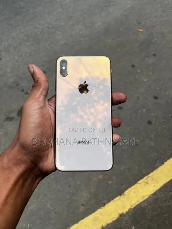 Apple iPhone XS Max 256GB (Used)