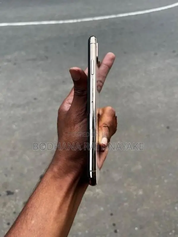 Apple iPhone XS Max 256GB (Used)