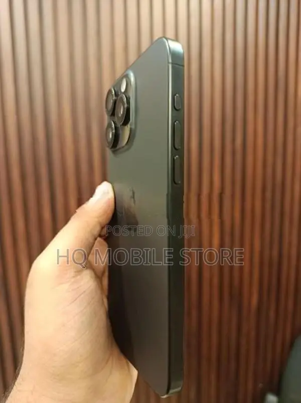 Apple iPhone 15 Pro Max (Used)