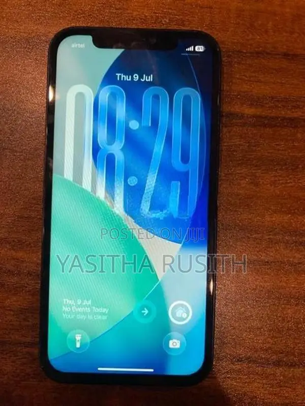 Apple iPhone 12 (Used)