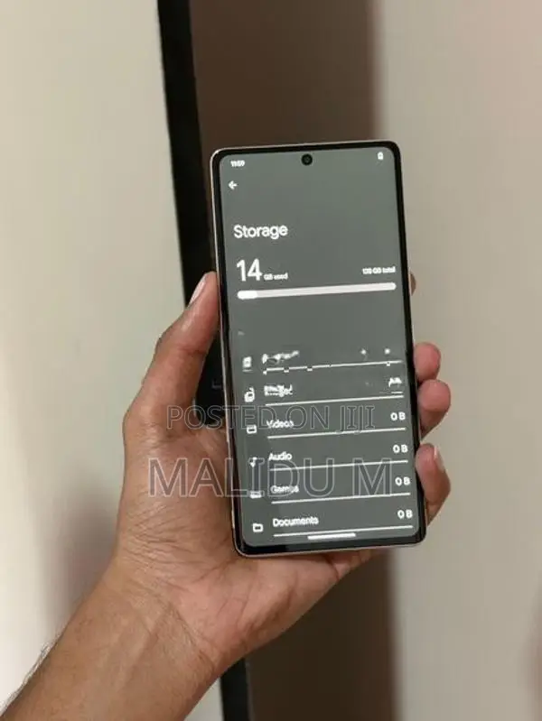 Google Pixel 7 Pro 8GB / 128GB (Used)