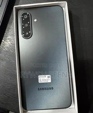 Samsung Galaxy A17 (Brand New)