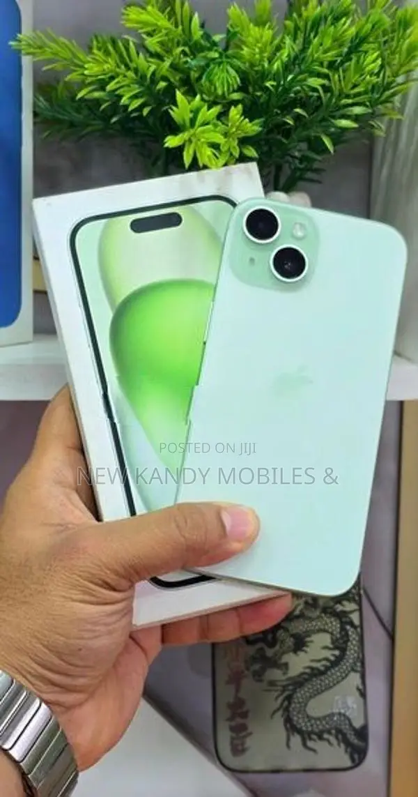 Apple iPhone 15 128GB (Used)
