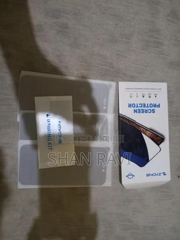 Apple iPhone 17 Pro Max Tempered Glass