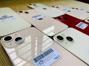 Apple iPhone 13 256GB (Used)