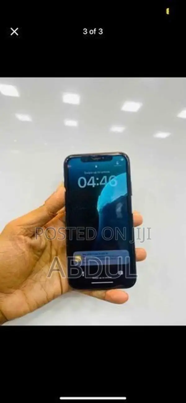 Apple iPhone XR (Used)