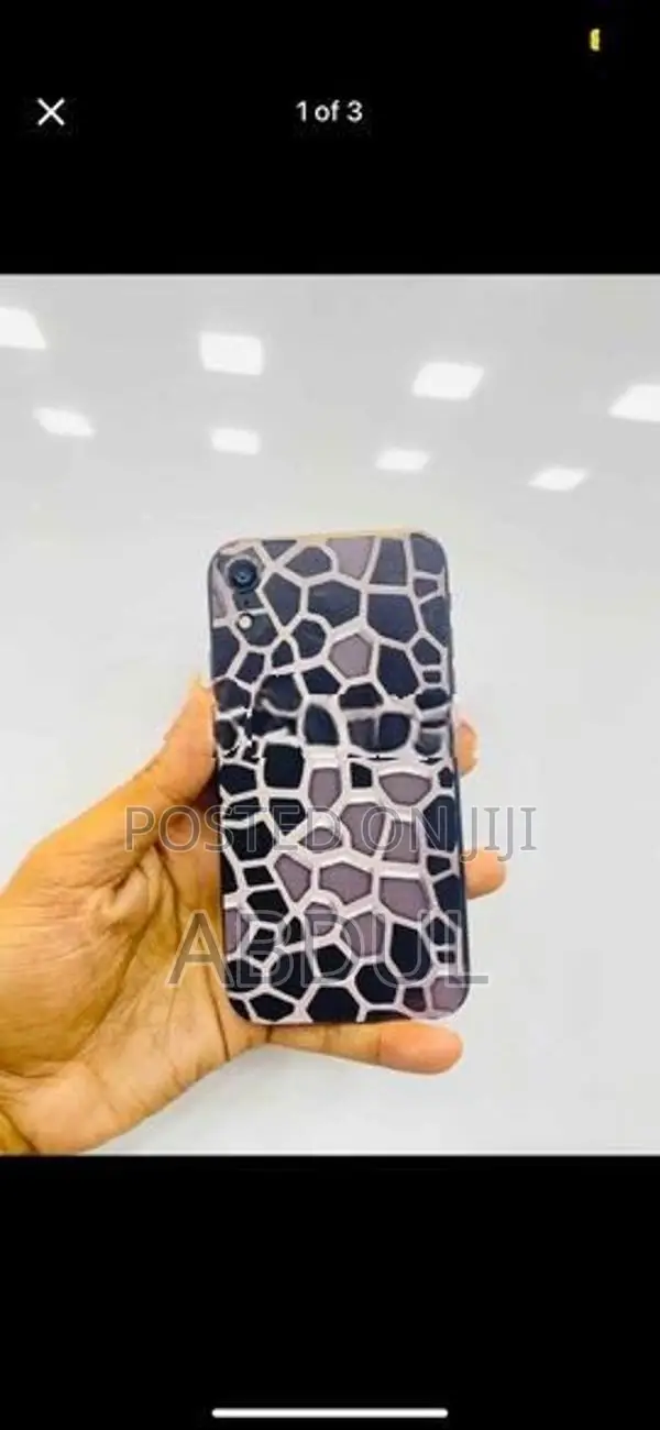 Apple iPhone XR (Used)