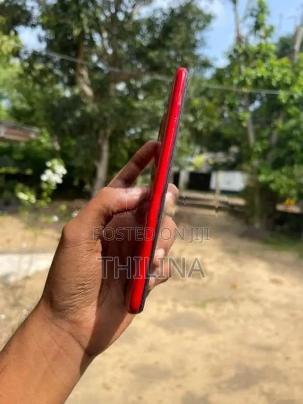 Samsung Galaxy A10 32GB (Used)
