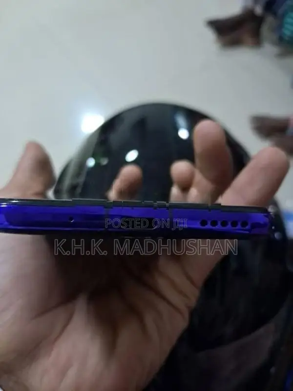 Huawei Nova 5T 8GB 256GB (Used)