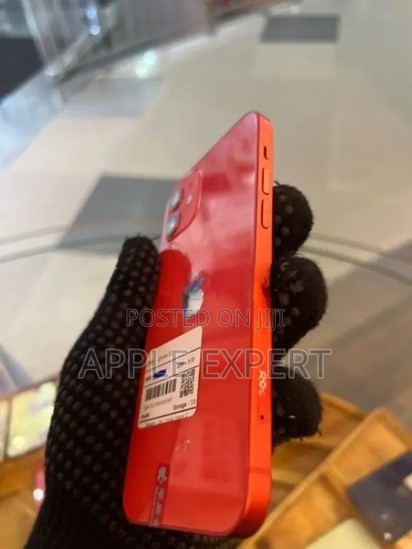 Apple iPhone 12 (Used)