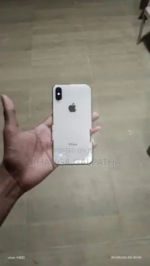 Apple iPhone XS (Used)