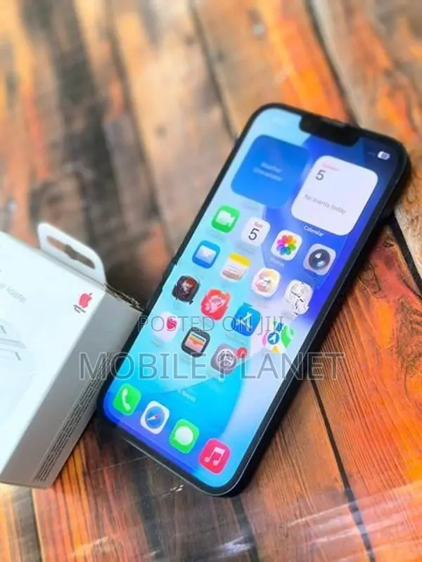 Apple iPhone 13 5G 128GB (Used)