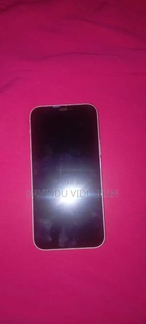 Apple iPhone 13 128GB (Used)