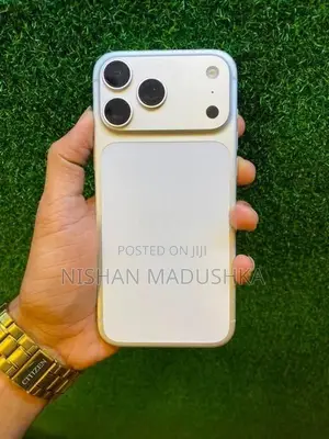 Apple iPhone 17 Pro Max 1TB (Used)