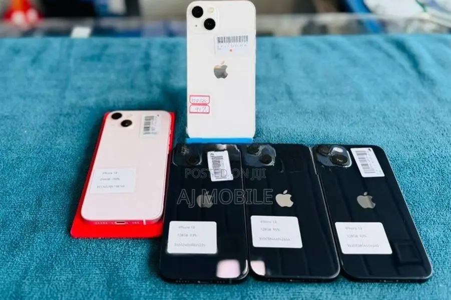 Apple iPhone 13 128GB (Used)