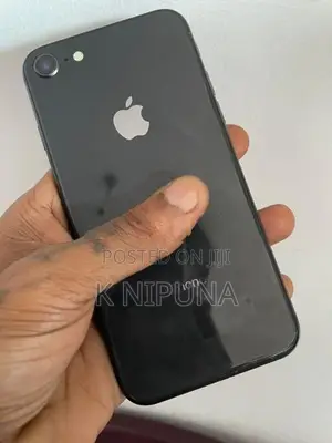 Apple iPhone 8 64GB (Used)