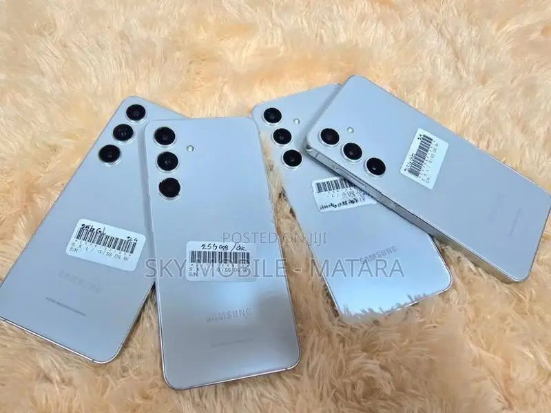 Samsung Galaxy S24 256GB (Used)