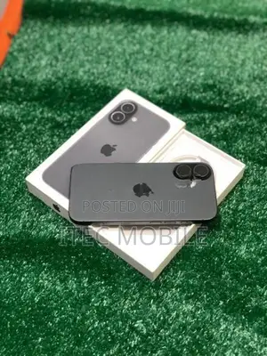 Apple iPhone 17 (Used)