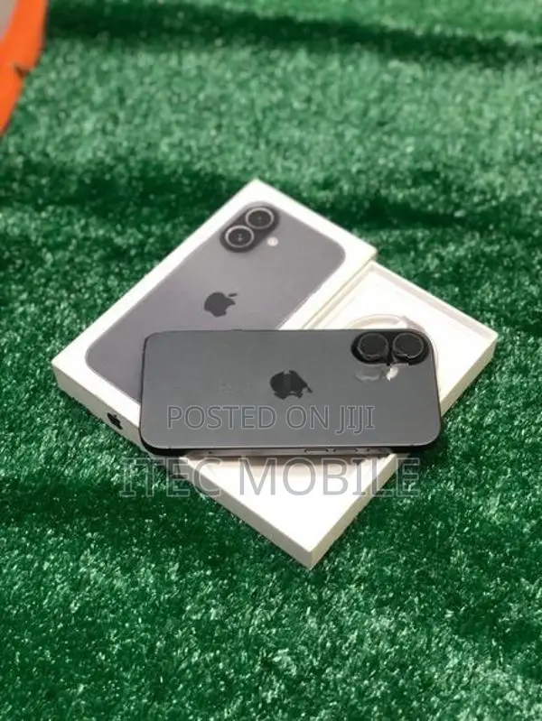 Apple iPhone 17 (Used)