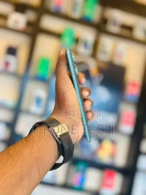 Realme 15 5G 8GB 256GB (Used)