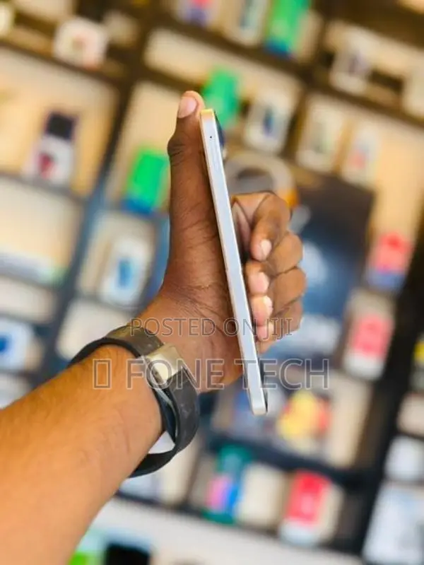 Vivo Y51 PRO 5G 8 GB 256GB (Used)