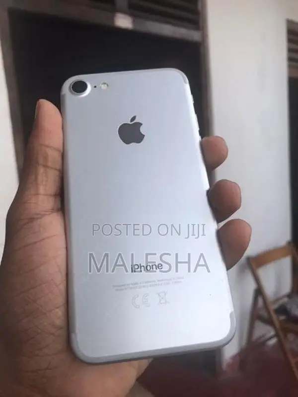 Apple iPhone 7 (Used)