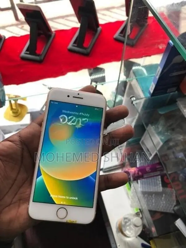 Apple iPhone 8 64GB (Used)