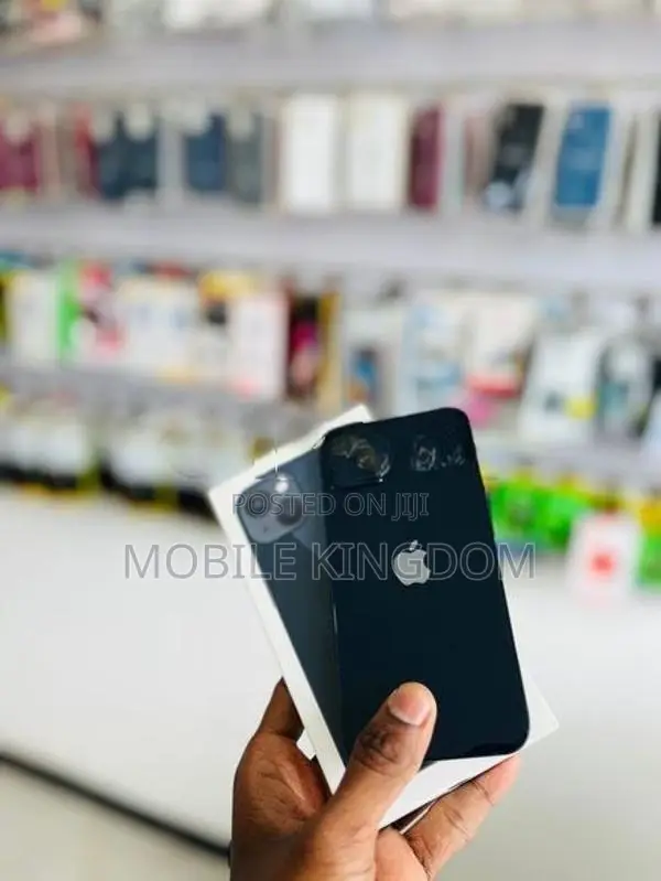 Apple iPhone 13 128GB (Used)