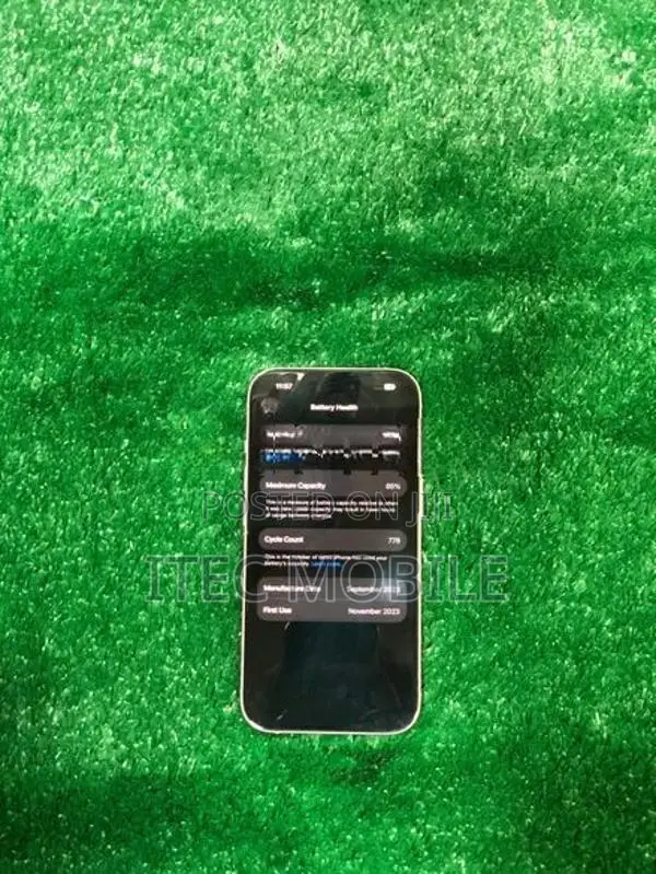 Apple iPhone 15 (Used)