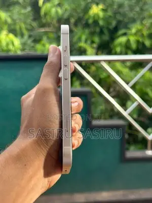 Apple iPhone 14 (Used)