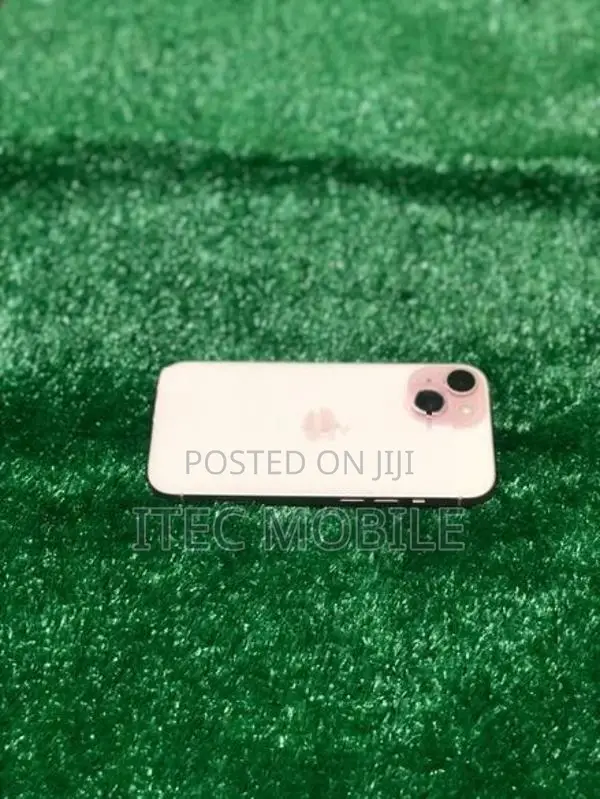 Apple iPhone 15 (Used)