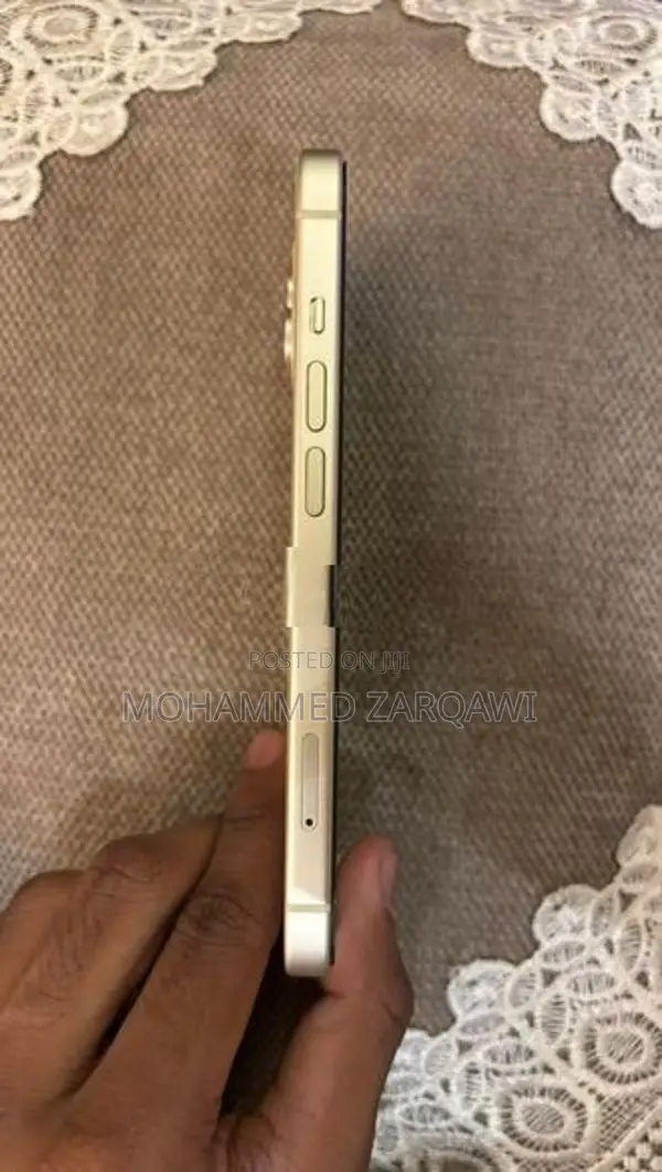 Apple iPhone 15 (Used)