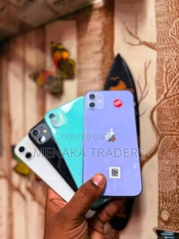 Apple iPhone 11 128GB (Used)
