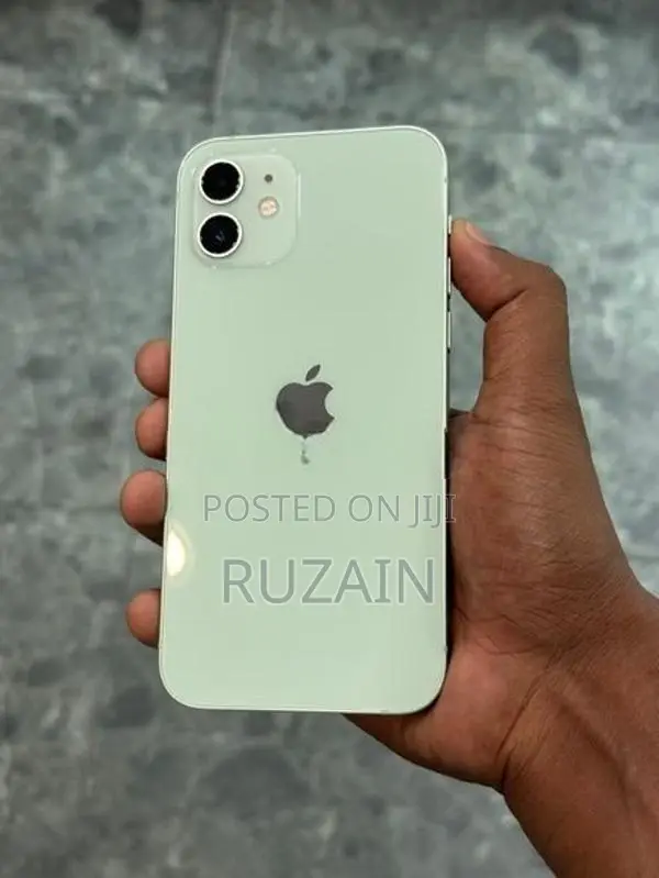 Apple iPhone 12 128GB (Used)