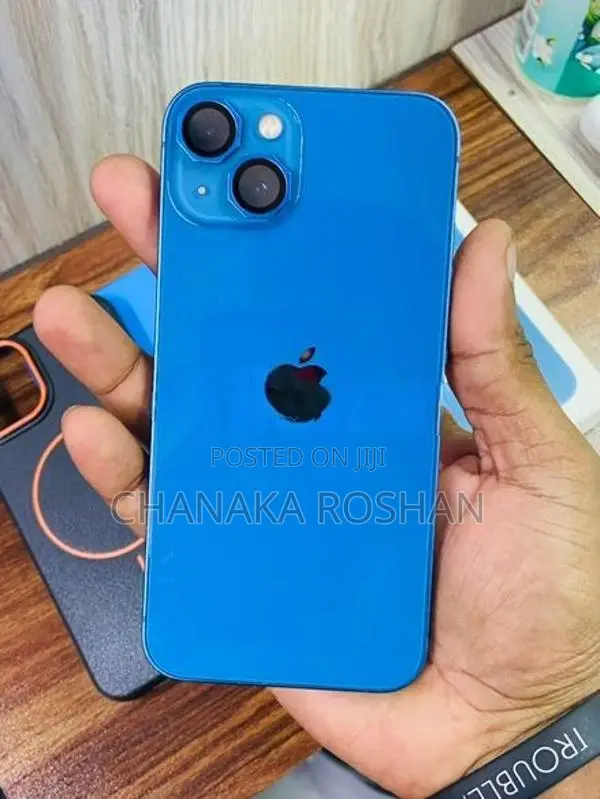 Apple iPhone 13 128GB (Used)