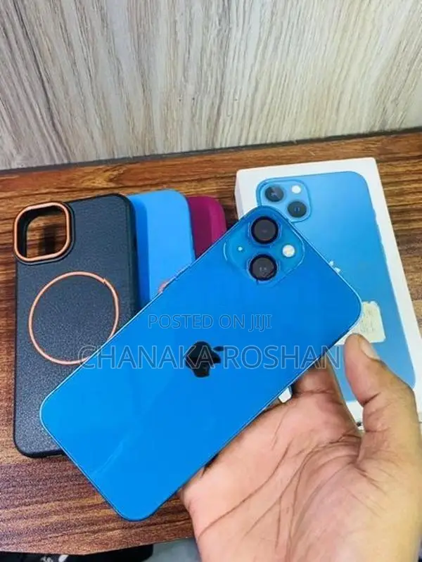 Apple iPhone 13 128GB (Used)