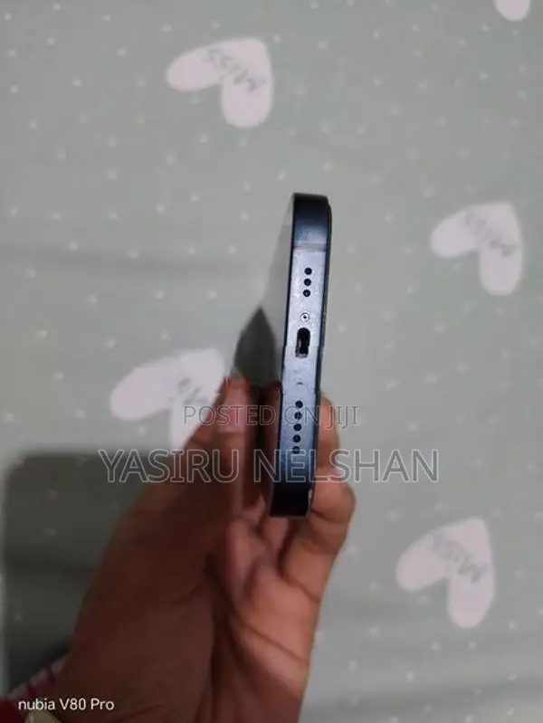 Apple iPhone 13 (Used)