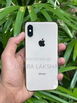 Apple iPhone XS (Used)