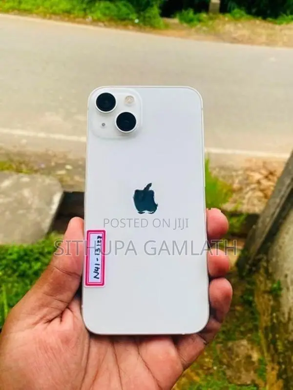 Apple iPhone 13 (Used)