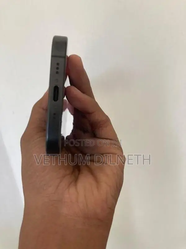 Apple iPhone 15 Pro (Used)