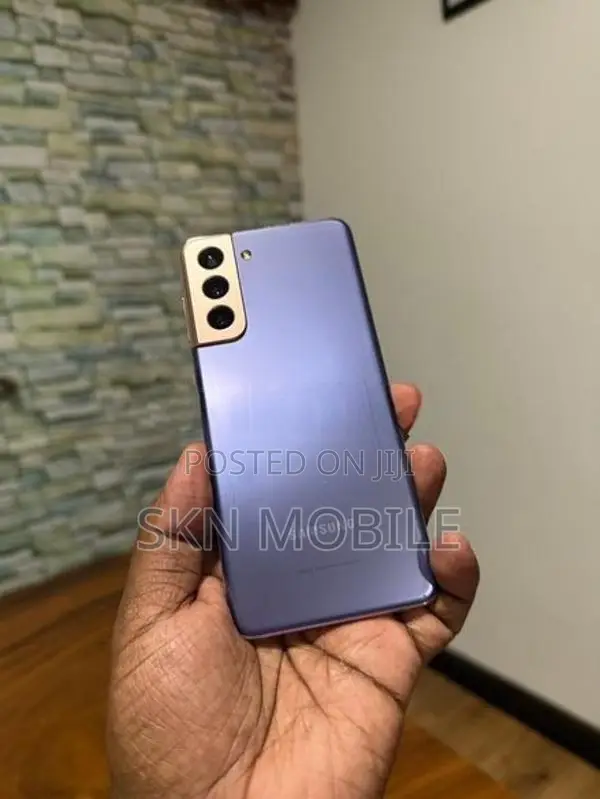 Samsung Galaxy S21 8GB 256GB 5G (Used)