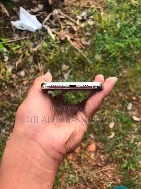 Apple iPhone 11 Pro (Used)