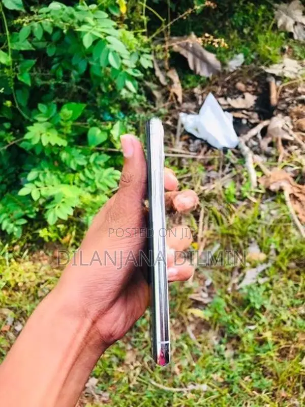 Apple iPhone 11 Pro (Used)