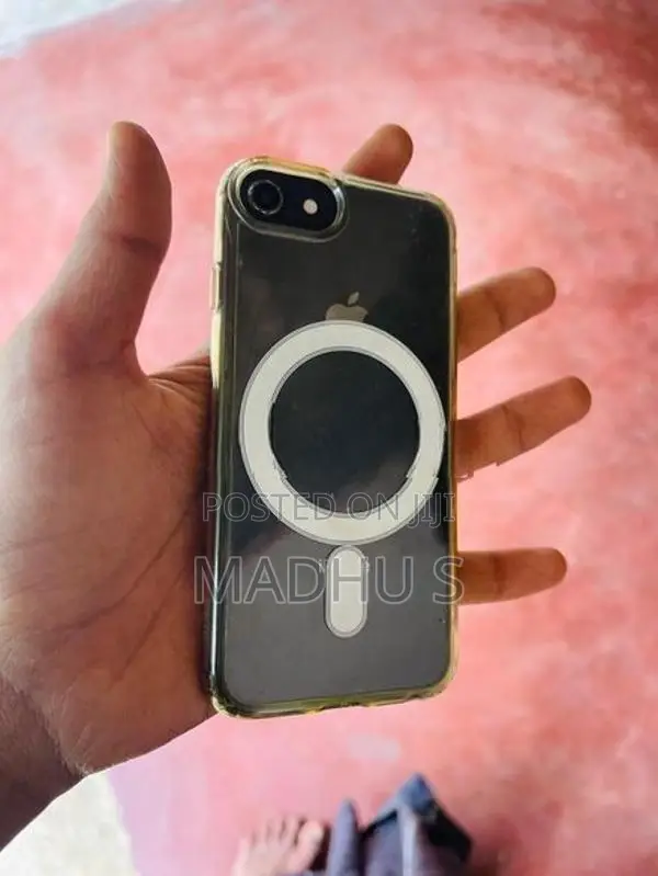 Apple iPhone 8 (Used)