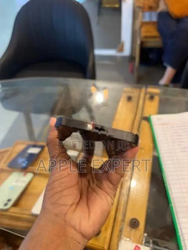 Apple iPhone 12 (Used)