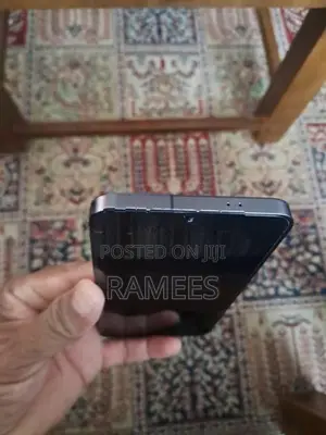 Samsung Galaxy S24 Plus (Used)