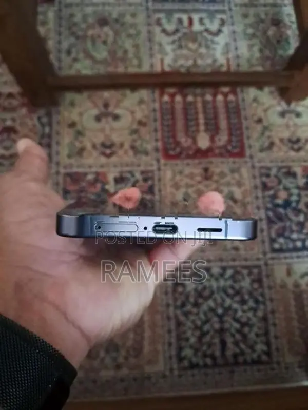 Samsung Galaxy S24 Plus (Used)